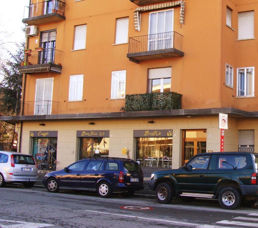 Bed and Breakfast La Finestra Sulla Fiera à Bologne Extérieur photo